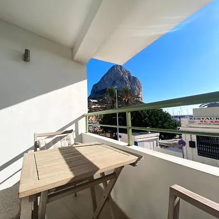 Spacious Comfortable Luxury 2 Bed/2 Bath Port Apartment
