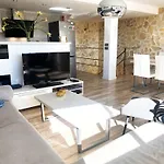 Spacious Comfortable Luxury 2 Bed/2 Bath Port شقة *