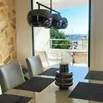 Spacious Comfortable Luxury 2 Bed/2 Bath Port كاليبي